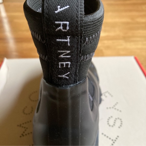 Hunter x Stella McCartney Rain Boots BNIB - Picture 2 of 8